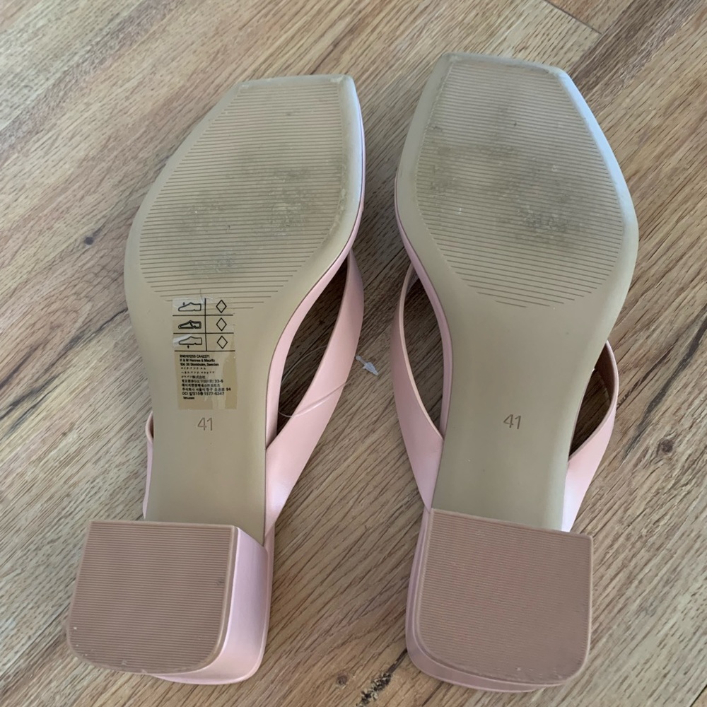 H&M Sandals - Picture 3 of 4